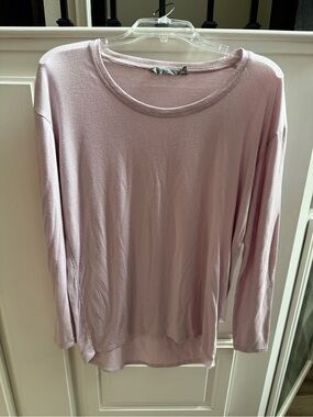 Athleta Dusty Pink Long Sleeve Top